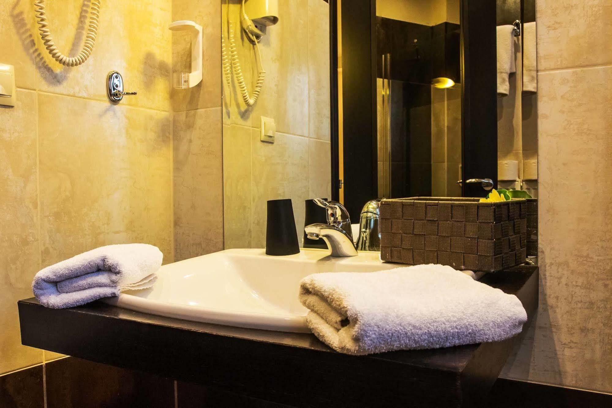 Giotis Boutique Hotel Янина Экстерьер фото